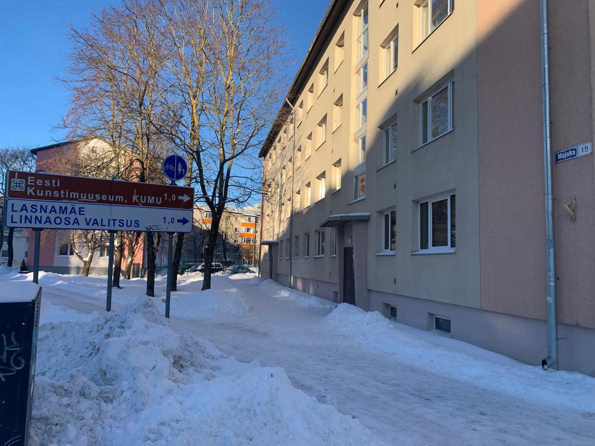 Dikol Two-Room Apartment-Self Check-In & Free Parking Near City Center Tallinn Dış mekan fotoğraf